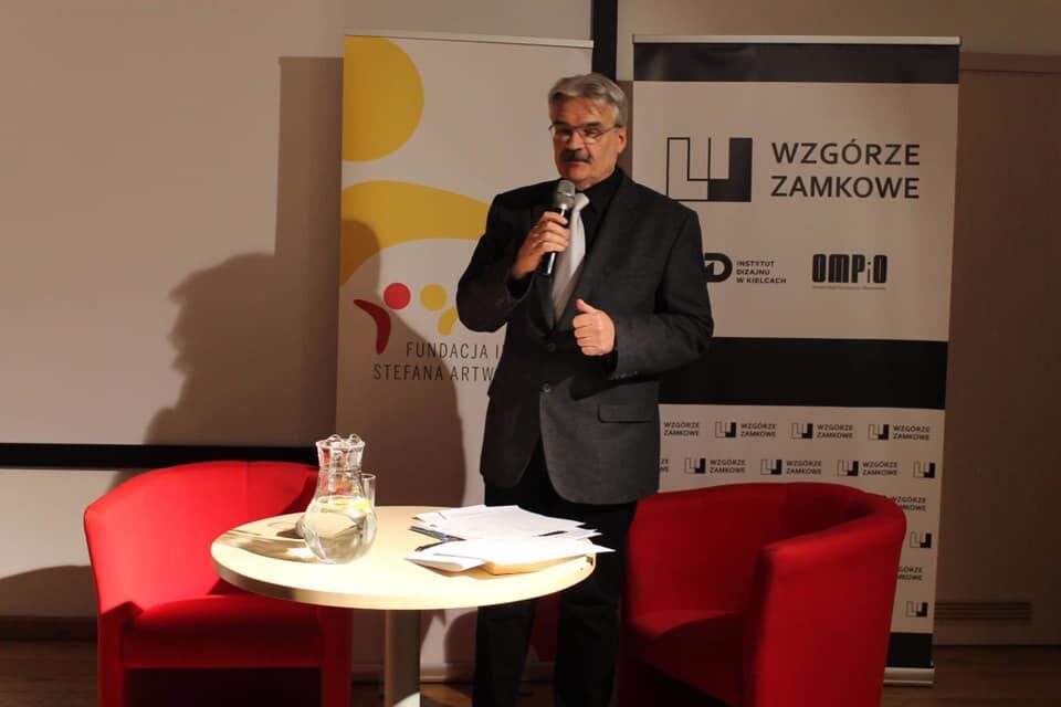 52571354_366684677499413_6714648958855020544_n