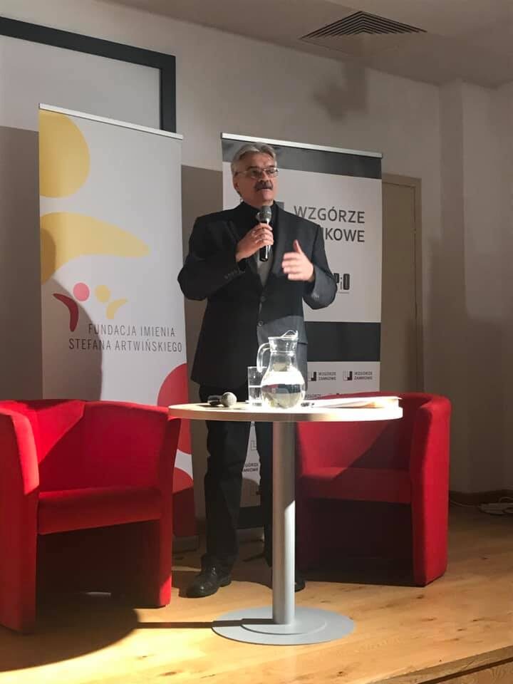 52712841_366685077499373_3375545459421478912_n