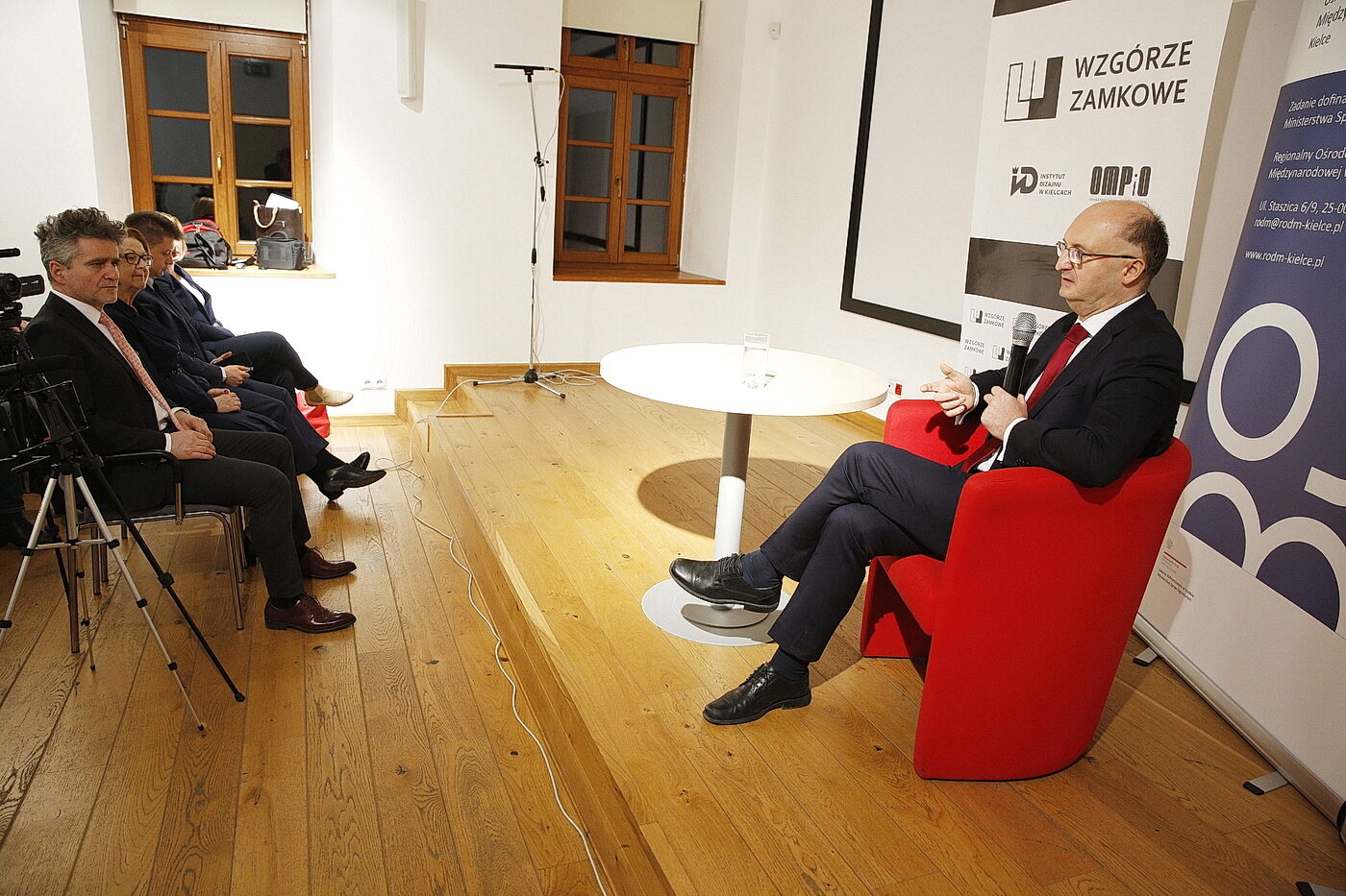 jk190227-mini07-204614